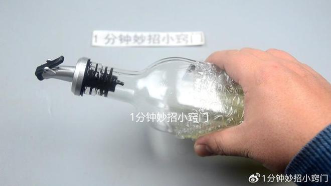 半岛体育网页版入口：快递气泡膜切记不要扔放厨房太实用了一年省下好几百快试试(图4)